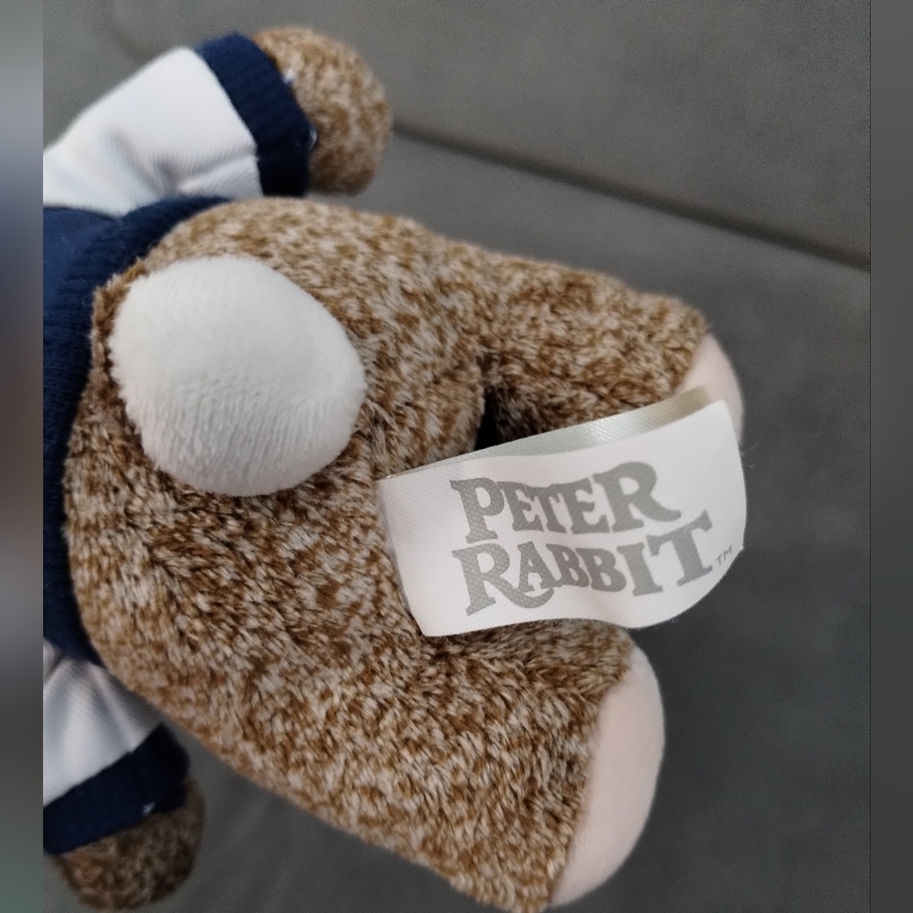 Dan Dee Official Movie 2  Plush  Peter Rabbit Bunny Adorable Small 8" keychain  - Picture 13 of 13